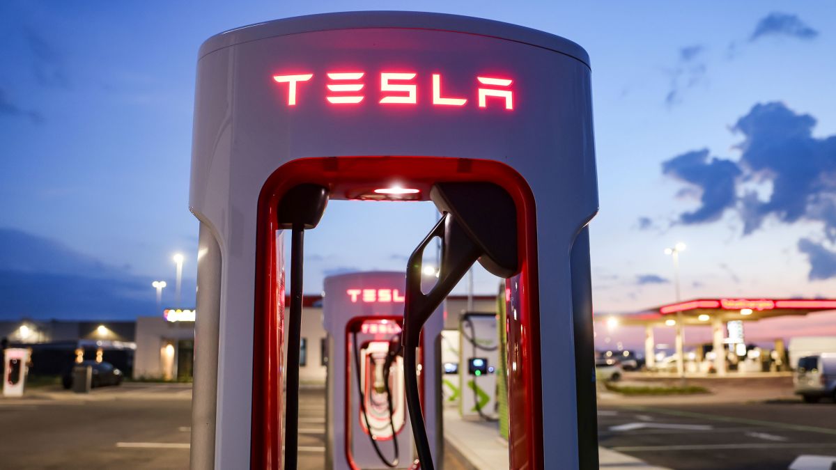 Рост акций Tesla на 11% по причине рекордных доходов